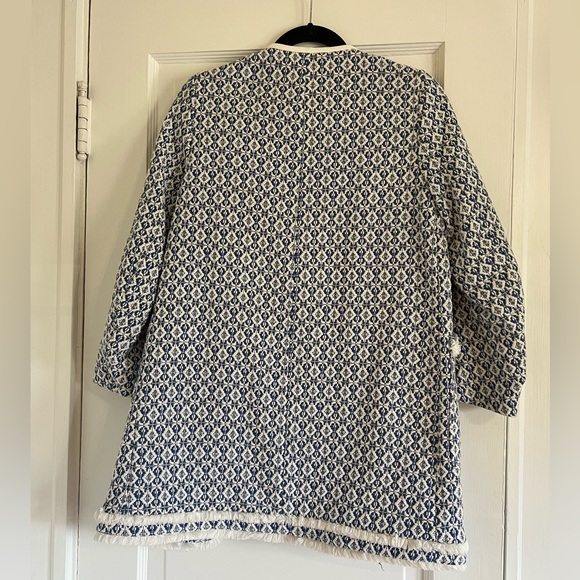 Zara Jacket Coat Outerwear in Printed Blue with Fringe Hem (“thatcoat”) - Picture 2 of 3